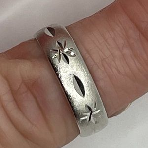 Rhodium Frosted Band with Star Design (#6)